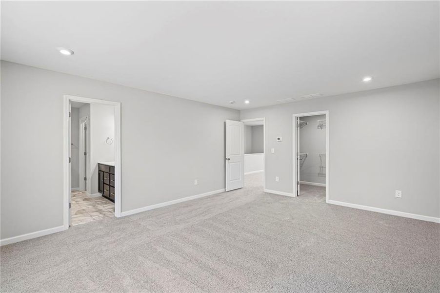 Spacious, unfurnished interior of a new home in Twin Lakes, Hoschton (Image 26).