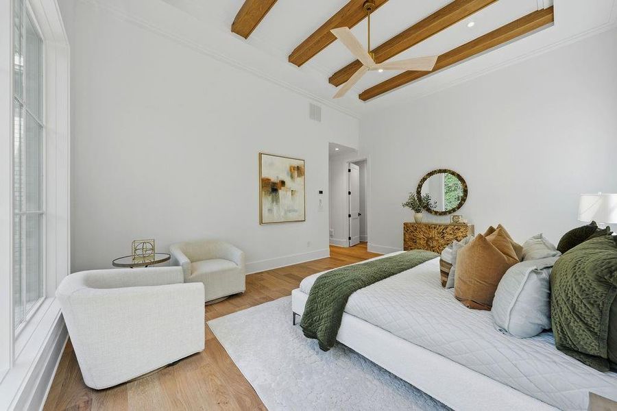 Furnished interior view inside a new home in , Atlanta (Image 55).