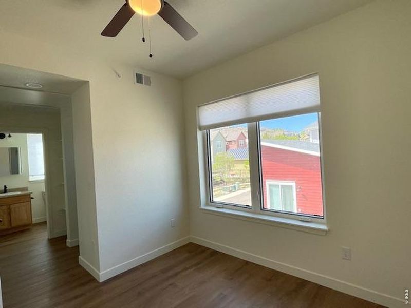 Spacious, unfurnished interior of a new home in , Boulder (Image 14).