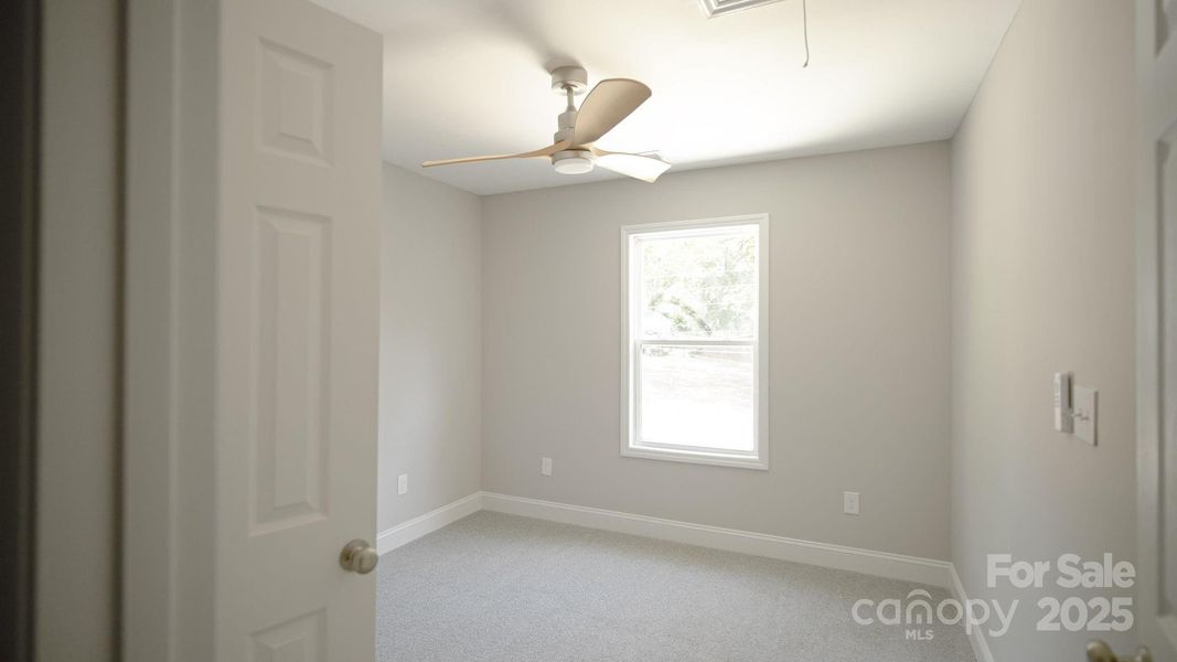 Spacious, unfurnished interior of a new home in , Charlotte (Image 14).