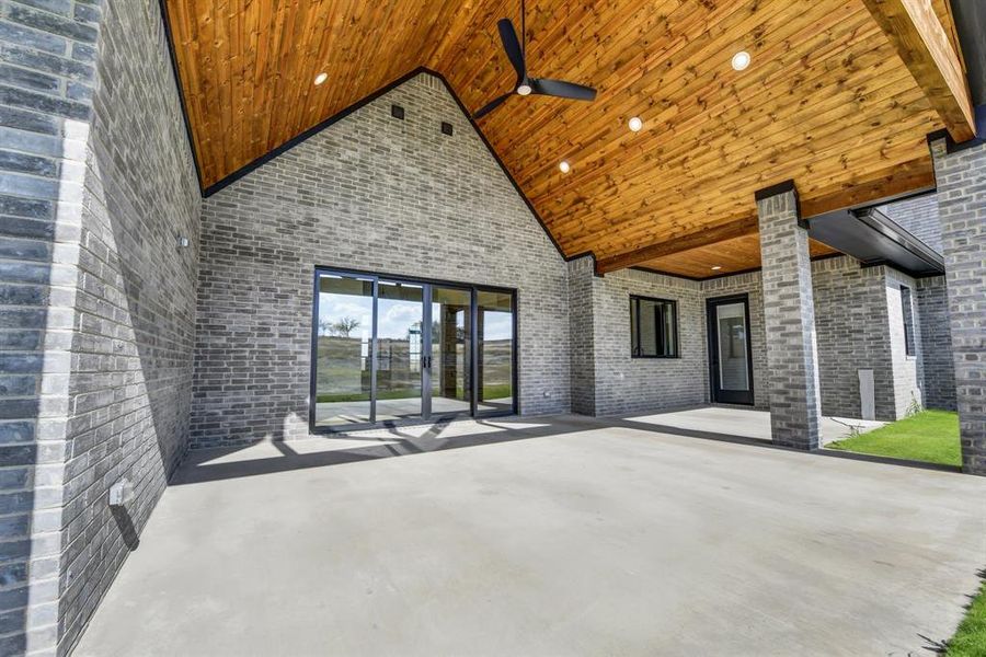 Exterior details and patio area of a home in , Weatherford (Image 4). Exterior details and patio area of a home in , Weatherford (Image 4).