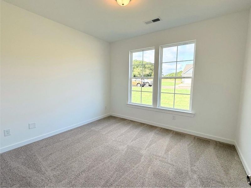 Spacious, unfurnished interior of a new home in Westlyn, Winder (Image 8).