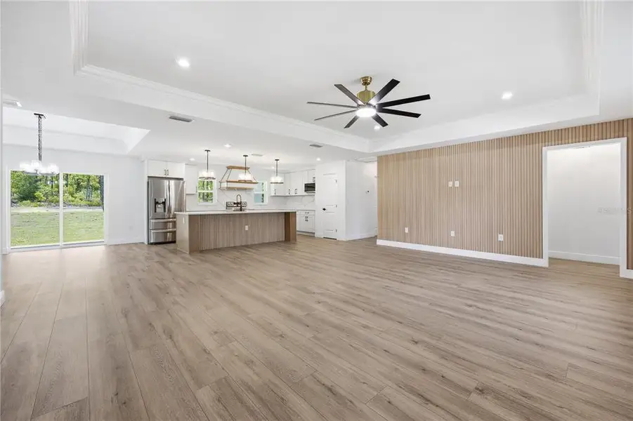 Spacious, unfurnished interior of a new home in , Ocala (Image 23).