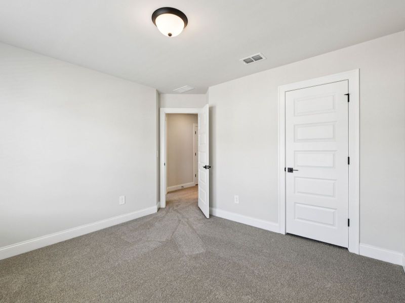 The Leighton floorplan with the Upscale Rustic Linen interior package.