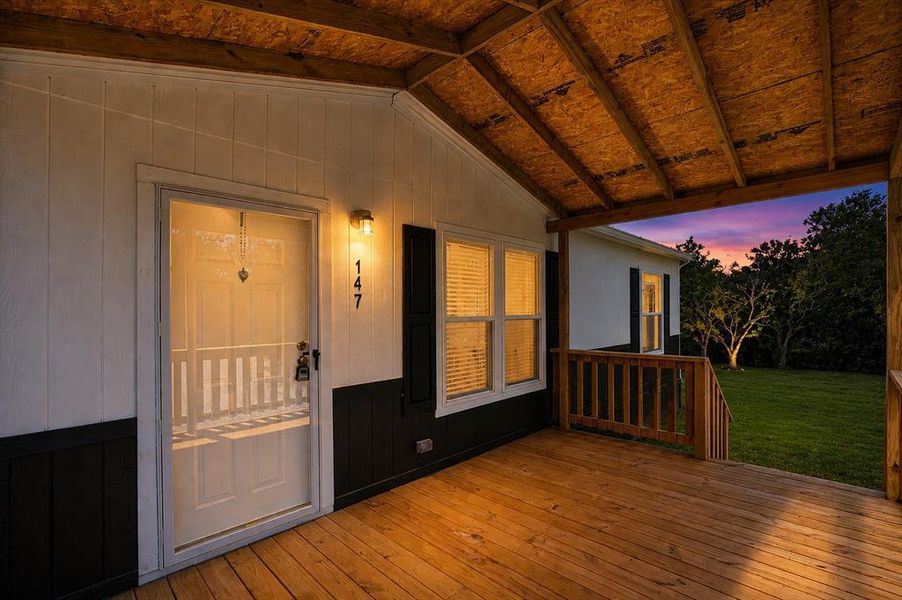 Exterior details and patio area of a home in , Runaway Bay (Image 24).
