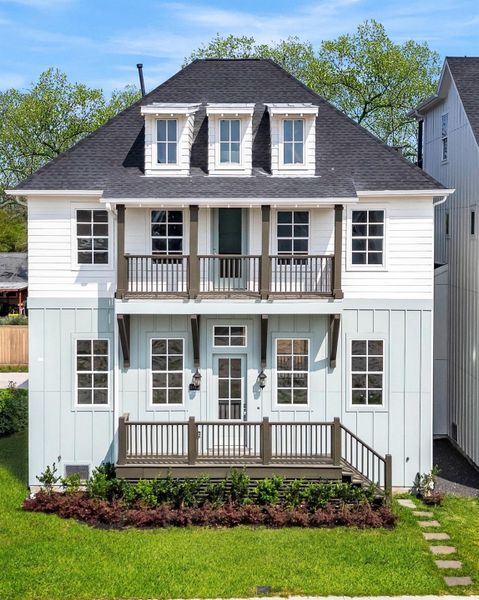 Urban Farmhouse Two Story w/ So Much Curb Appeal! Urban Farmhouse Two Story w/ So Much Curb Appeal!