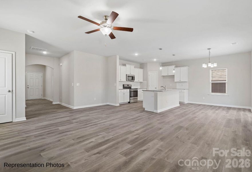 Spacious, unfurnished interior of a new home in , Shelby (Image 13).