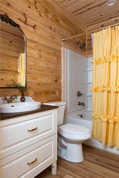 Furnished interior view inside a new home in , Ball Ground (Image 13). Furnished interior view inside a new home in , Ball Ground (Image 13).