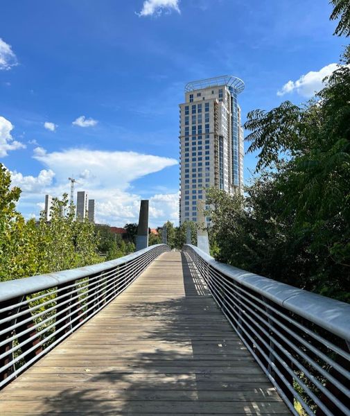 Condo located in Houston, TX showcasing its design and architecture (Image 3). Condo located in Houston, TX showcasing its design and architecture (Image 3).