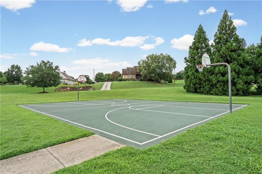 Community amenities in , Clermont (Image 57). Community amenities in , Clermont (Image 57).