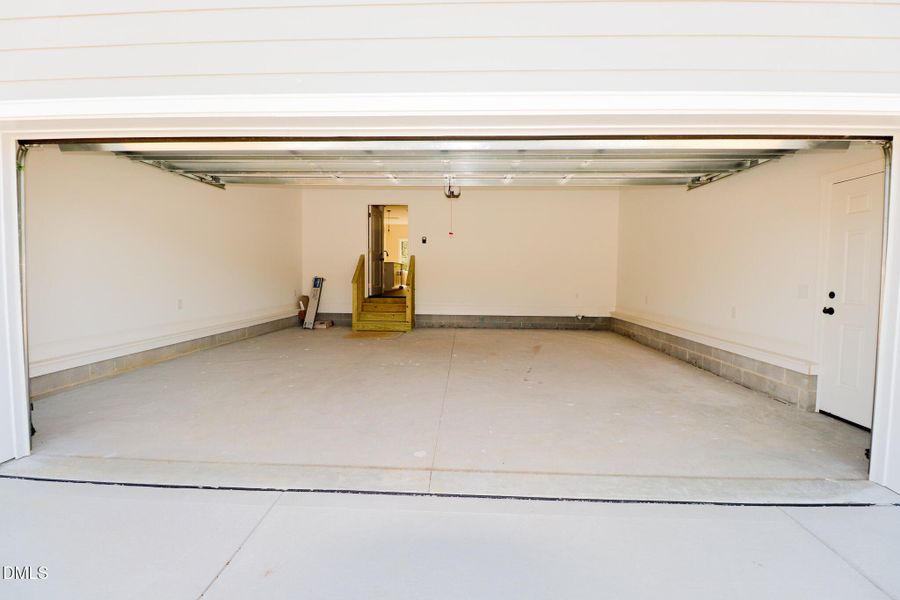 225 interior 14