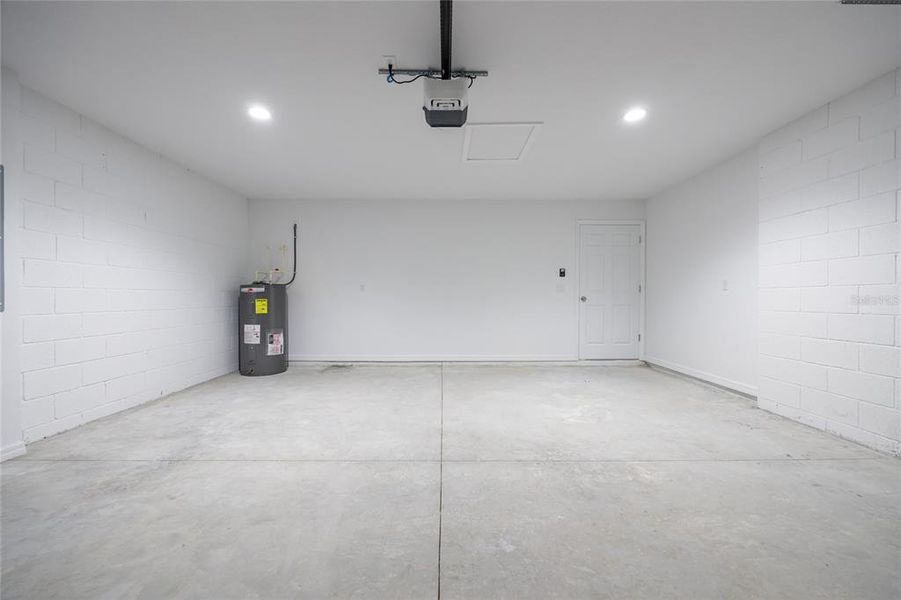 Spacious, unfurnished interior of a new home in , Williston (Image 34). Spacious, unfurnished interior of a new home in , Williston (Image 34).