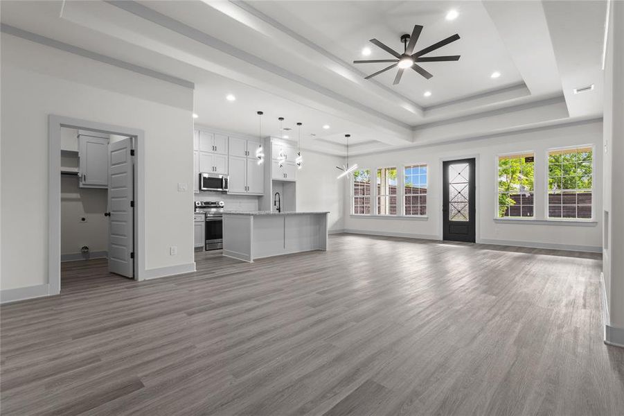 Spacious, unfurnished interior of a new home in , Dallas (Image 23).