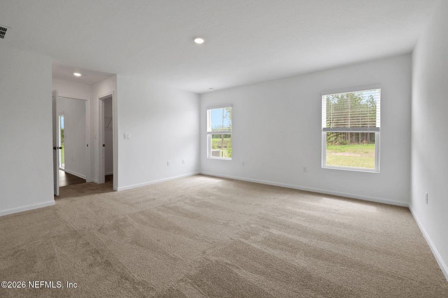 Spacious, unfurnished interior of a new home in Amberly, Green Cove Springs (Image 39).