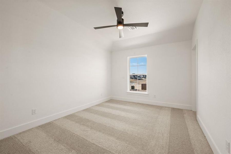 Spacious, unfurnished interior of a new home in Settlers Glen, New Fairview (Image 29).