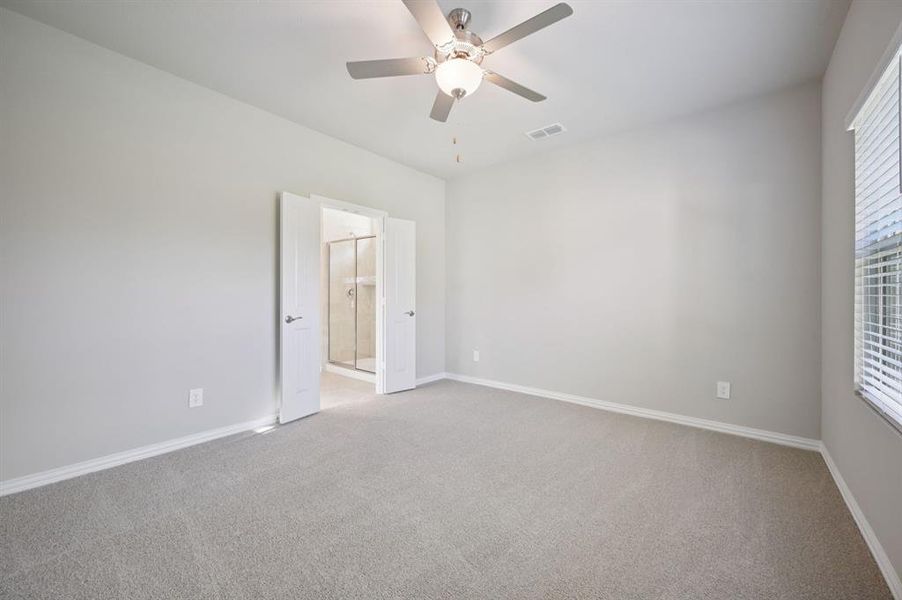 Photo is not of the actual home, but is an inspirational photo of builder’s model home and may depict options, furnishings, and/or decorator features that are not included.