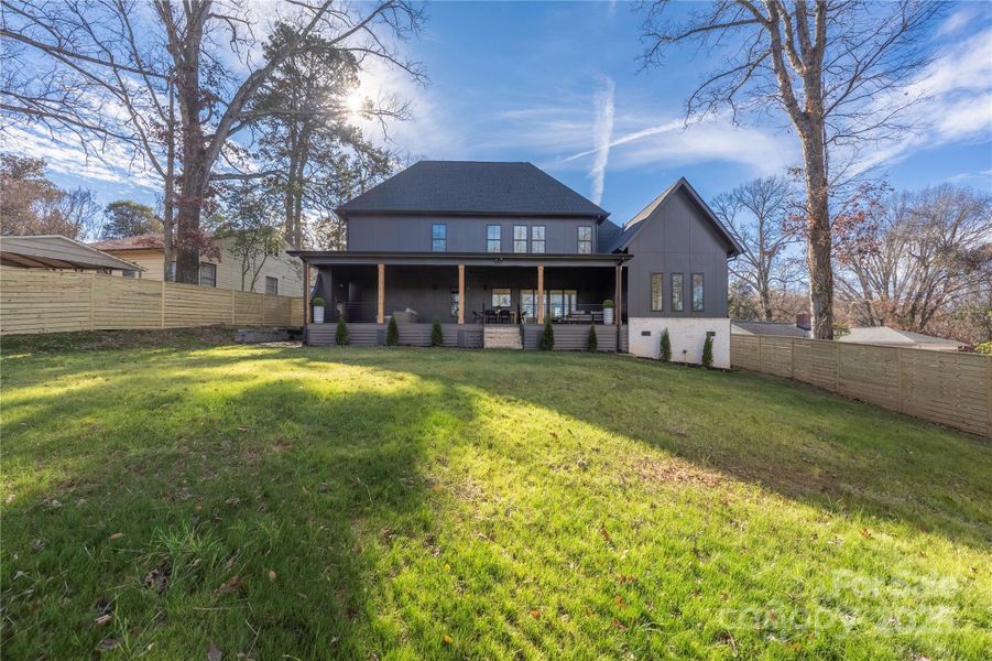 Exterior details and patio area of a home in , Charlotte (Image 3).