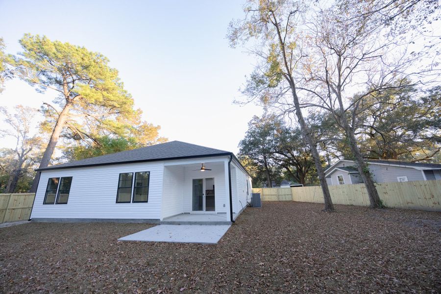 Exterior details and patio area of a home in , North Charleston (Image 43).