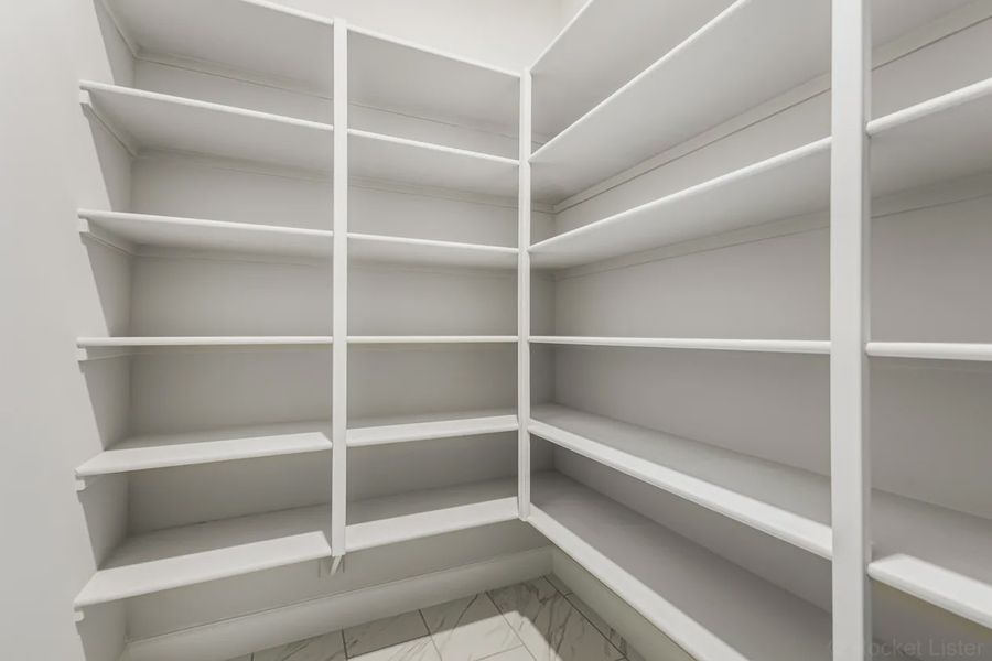 Spacious, unfurnished interior of a new home in Bellero Estates, Queen Creek (Image 21). Spacious, unfurnished interior of a new home in Bellero Estates, Queen Creek (Image 21).