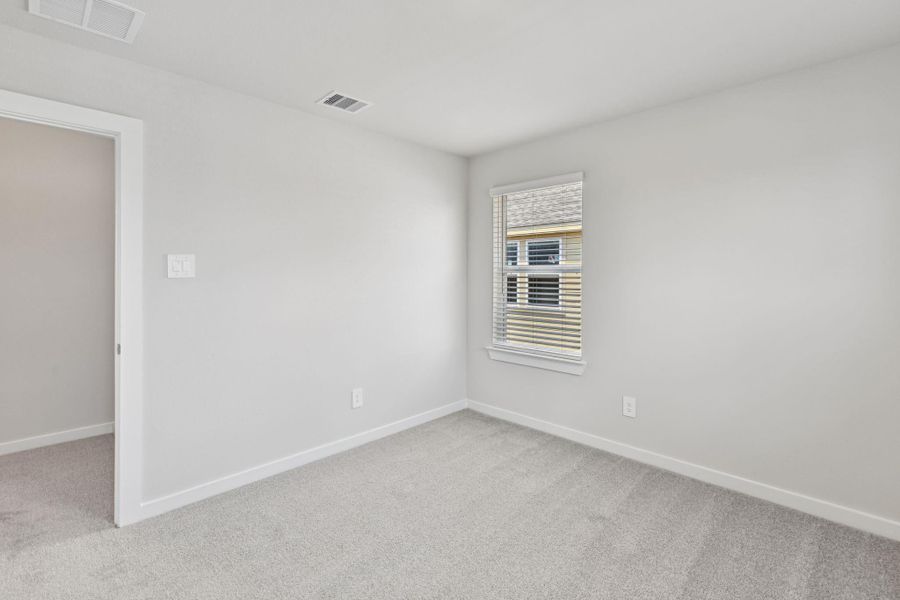 Spacious, unfurnished interior of a new home in Stewart's Ranch, Conroe (Image 20). Spacious, unfurnished interior of a new home in Stewart's Ranch, Conroe (Image 20).