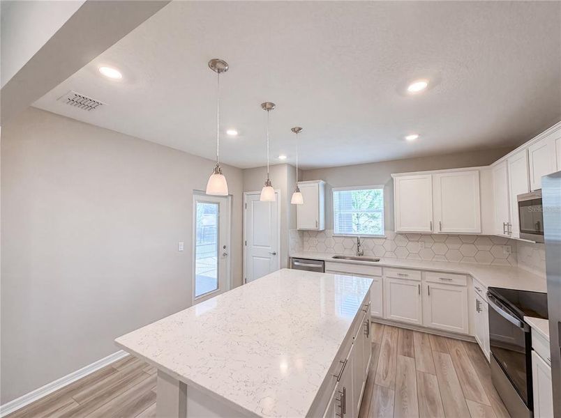 Furnished interior view inside a new home in Del Webb Stone Creek, Ocala (Image 7).