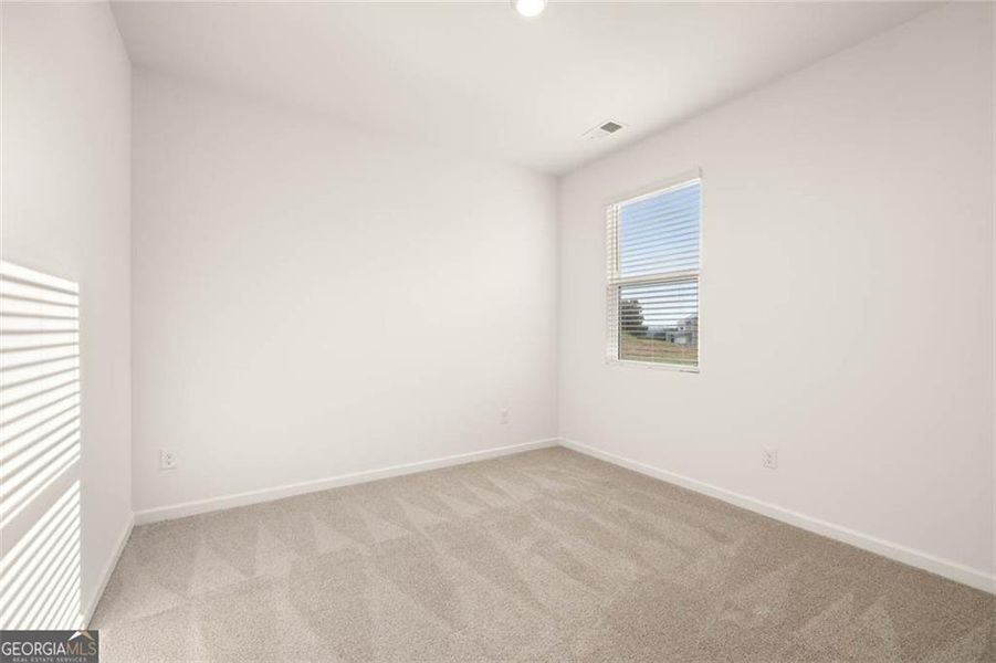 Spacious, unfurnished interior of a new home in , Buckhead (Image 13).