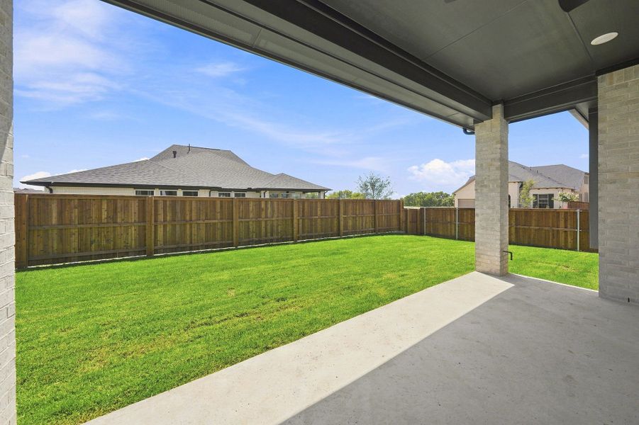 Exterior details and patio area of a home in Hillside Village, Celina (Image 3).