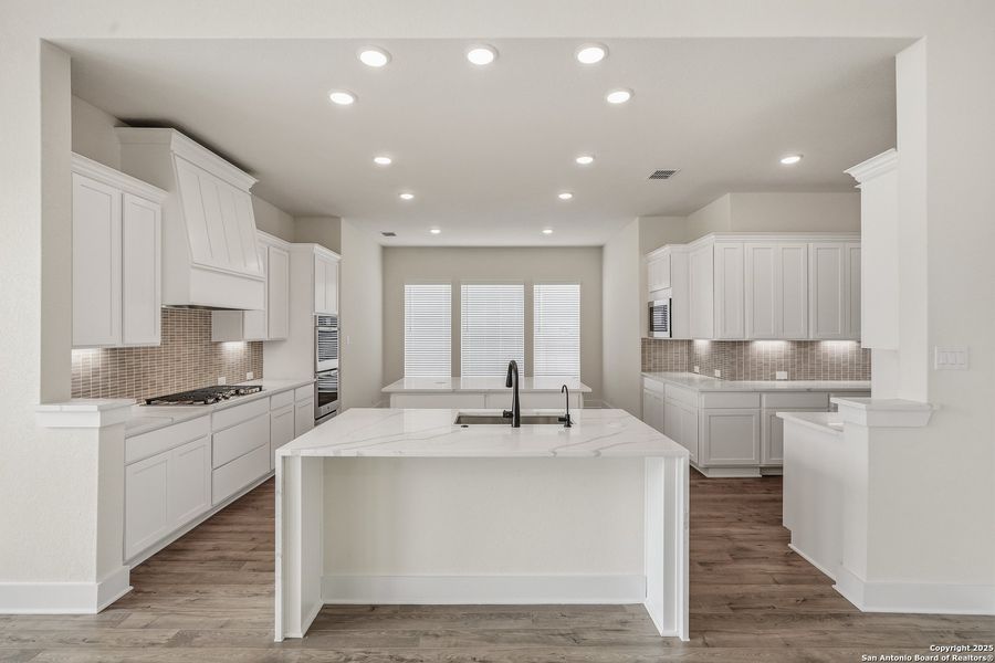 Furnished interior view inside a new home in Mesa Western, Cibolo (Image 14). Furnished interior view inside a new home in Mesa Western, Cibolo (Image 14).