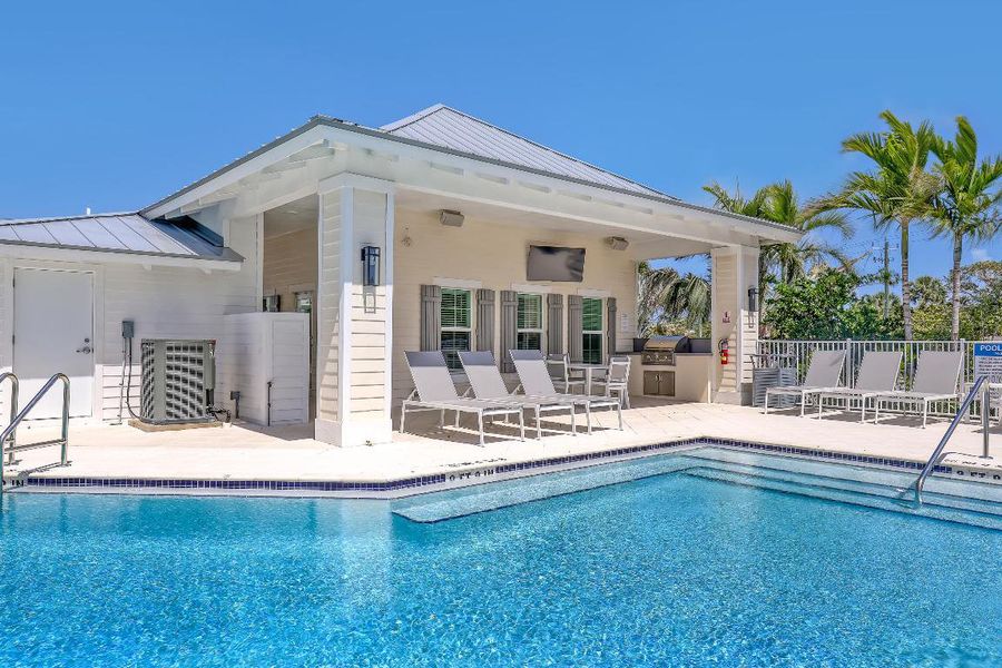 109 Royal Palm (8) 109 Royal Palm (8)