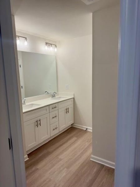 Image 20 of a home in Medlock Park.