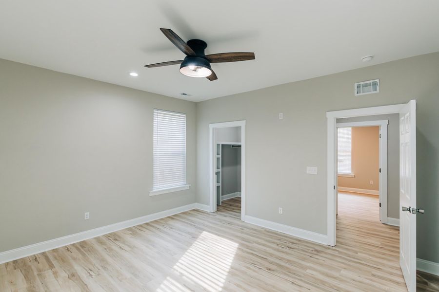 Spacious, unfurnished interior of a new home in , Holly Hill (Image 28). Spacious, unfurnished interior of a new home in , Holly Hill (Image 28).