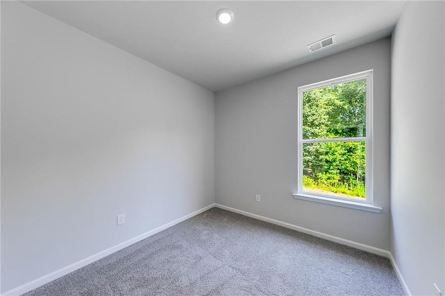 Spacious, unfurnished interior of a new home in , Homer (Image 19).