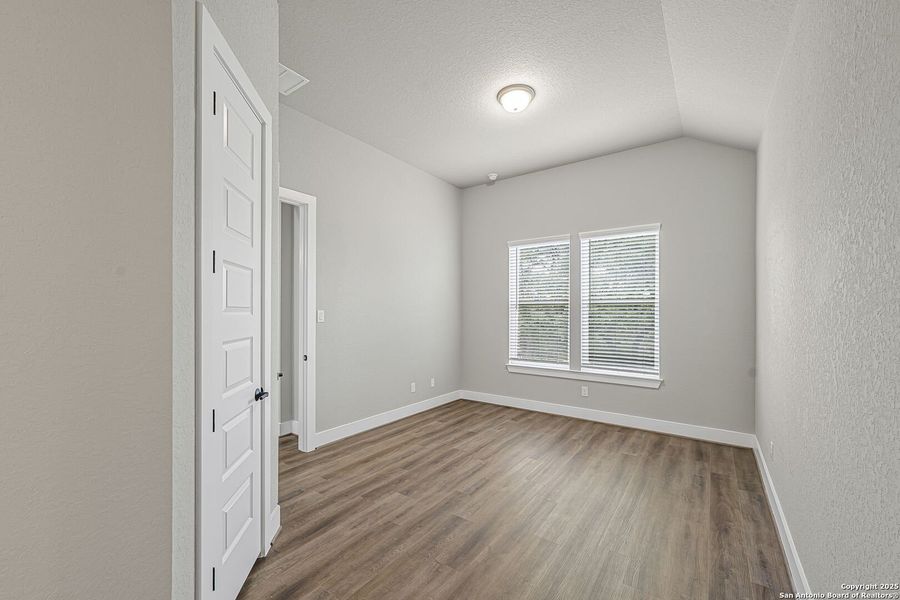Spacious, unfurnished interior of a new home in Arbors at Fair Oaks, Fair Oaks Ranch (Image 27). Spacious, unfurnished interior of a new home in Arbors at Fair Oaks, Fair Oaks Ranch (Image 27).