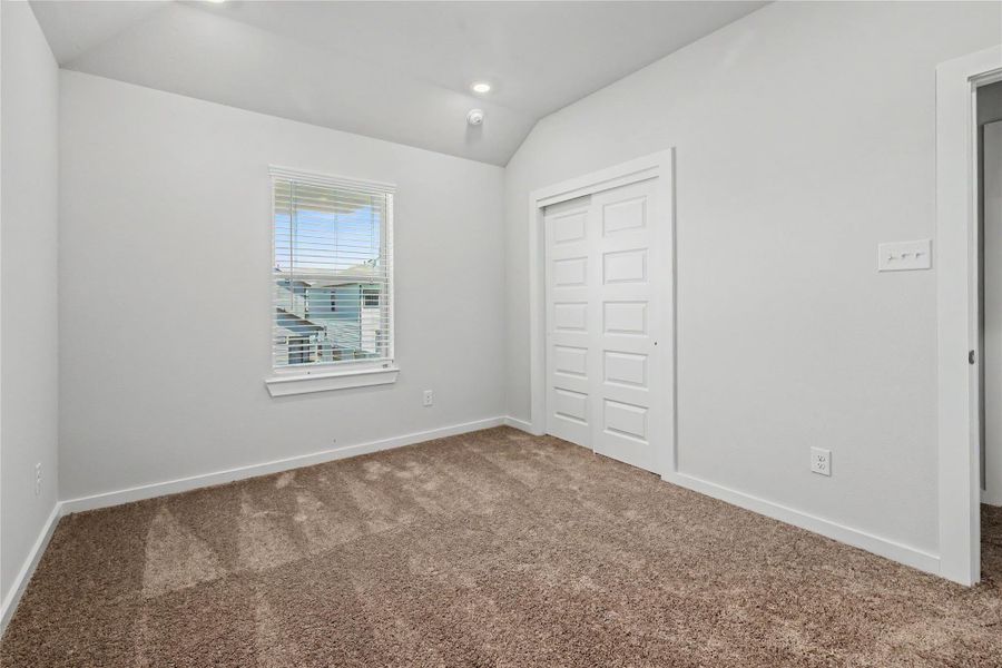 Spacious, unfurnished interior of a new home in Glendale Lakes, Arcola (Image 27). Spacious, unfurnished interior of a new home in Glendale Lakes, Arcola (Image 27).