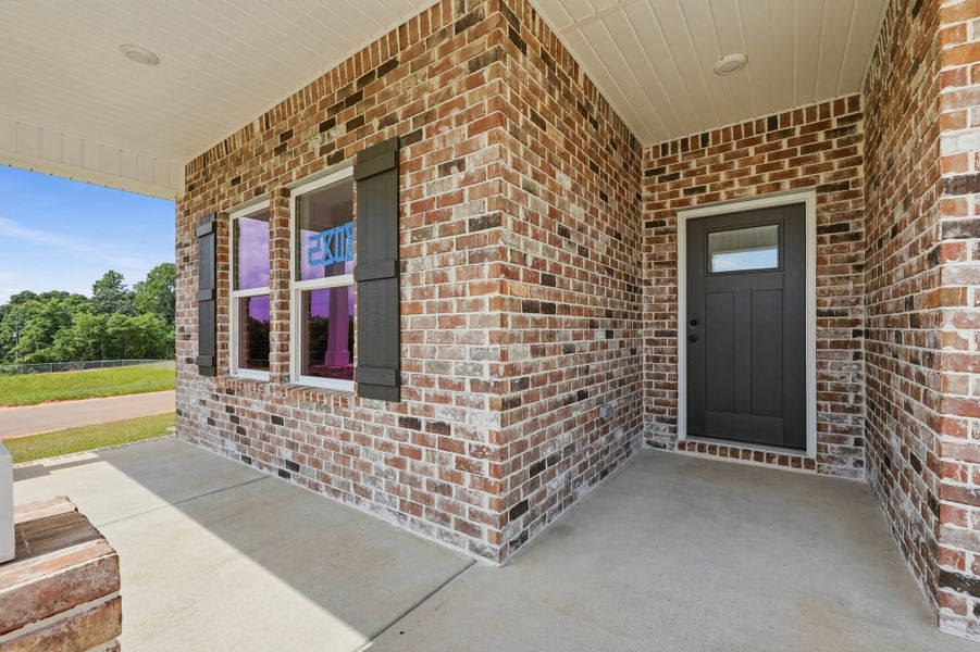 Exterior details and patio area of a home in Barton's Bend, Crestview (Image 4). Exterior details and patio area of a home in Barton's Bend, Crestview (Image 4).
