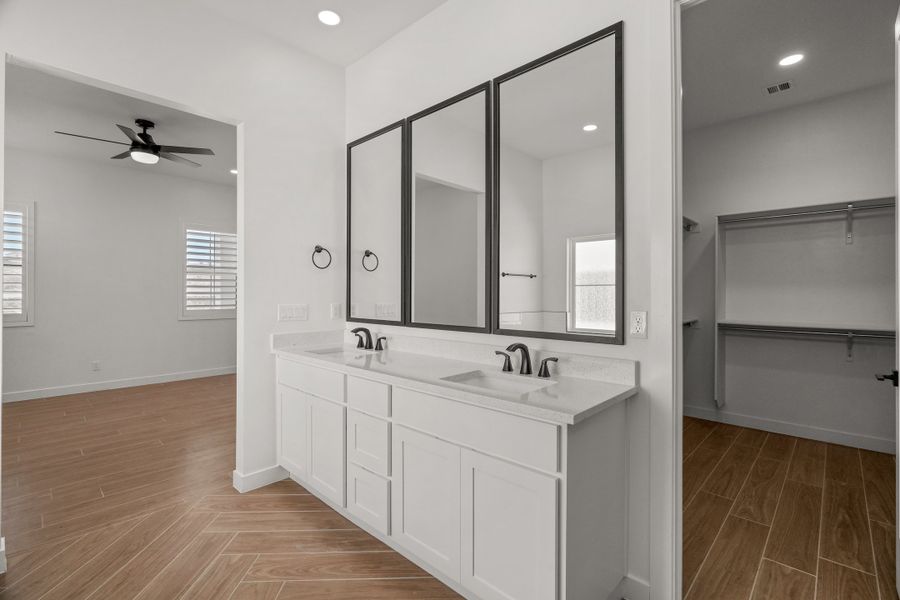 Furnished interior view inside a new home in Paseo Del Este Unit 9, El Paso (Image 17). Furnished interior view inside a new home in Paseo Del Este Unit 9, El Paso (Image 17).