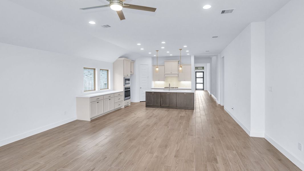 Spacious, unfurnished interior of a new home in The Grand Prairie, Hockley (Image 9). Spacious, unfurnished interior of a new home in The Grand Prairie, Hockley (Image 9).