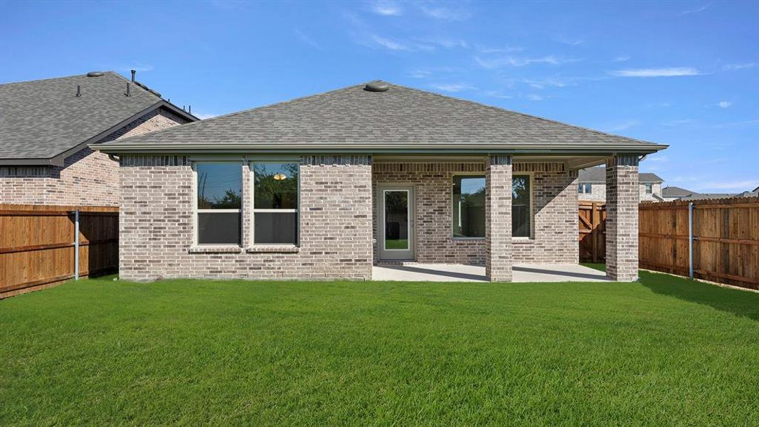 Exterior details and patio area of a home in Elevon 40s, Lavon (Image 22). Exterior details and patio area of a home in Elevon 40s, Lavon (Image 22).