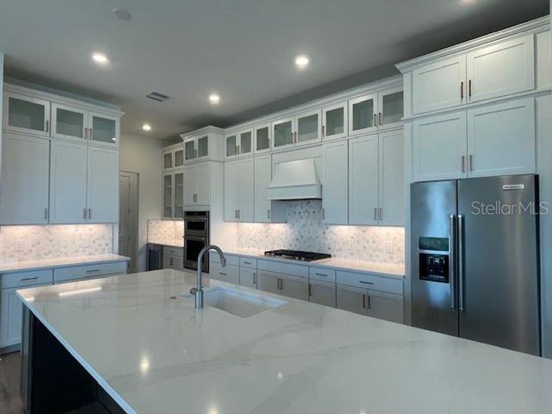 Furnished interior view inside a new home in Del Webb Catalina, Lakewood Ranch (Image 24).