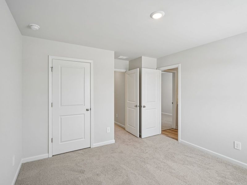 Spacious, unfurnished interior of a new home in Artisan Walk, Fairburn (Image 17).