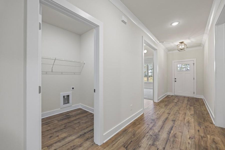 Spacious, unfurnished interior of a new home in , Hartwell (Image 28).