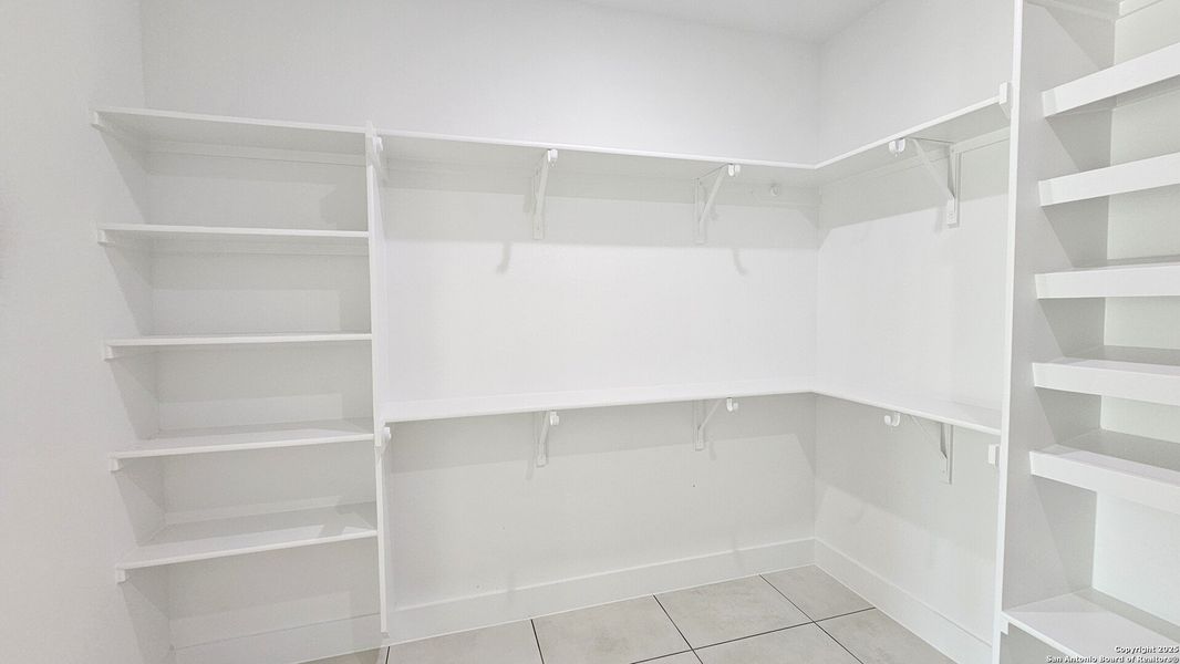 Spacious, unfurnished interior of a new home in , Atascosa (Image 30). Spacious, unfurnished interior of a new home in , Atascosa (Image 30).