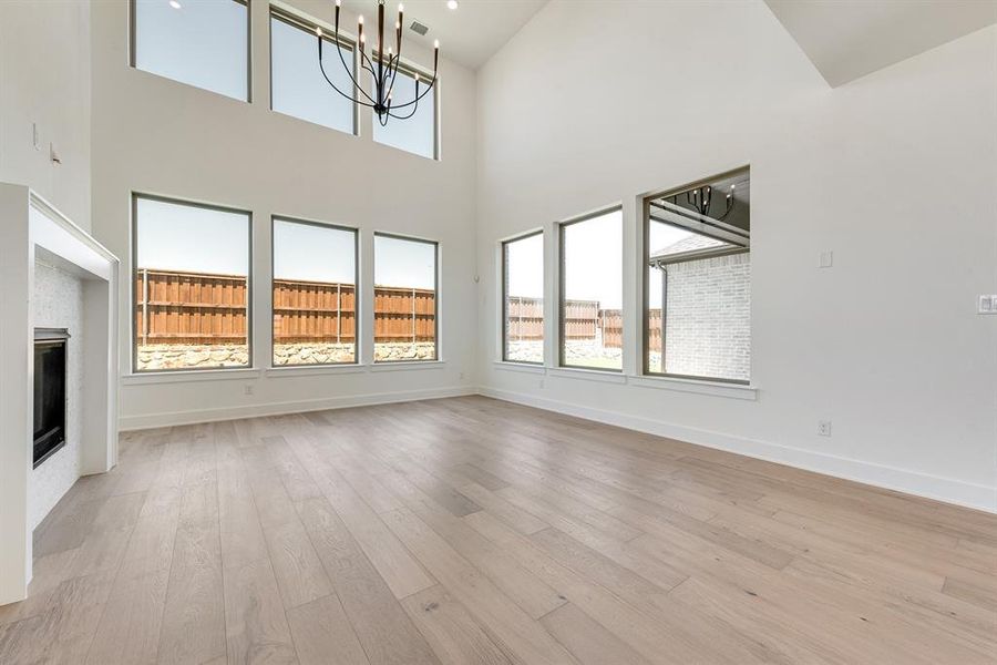 Spacious, unfurnished interior of a new home in The Homestead - 62', Rockwall (Image 27).