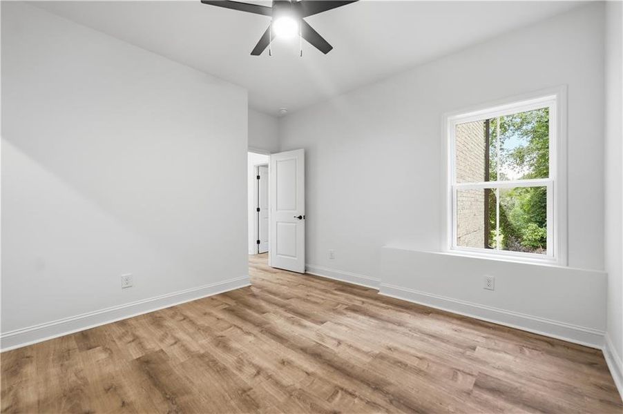 Spacious, unfurnished interior of a new home in , Gainesville (Image 34).
