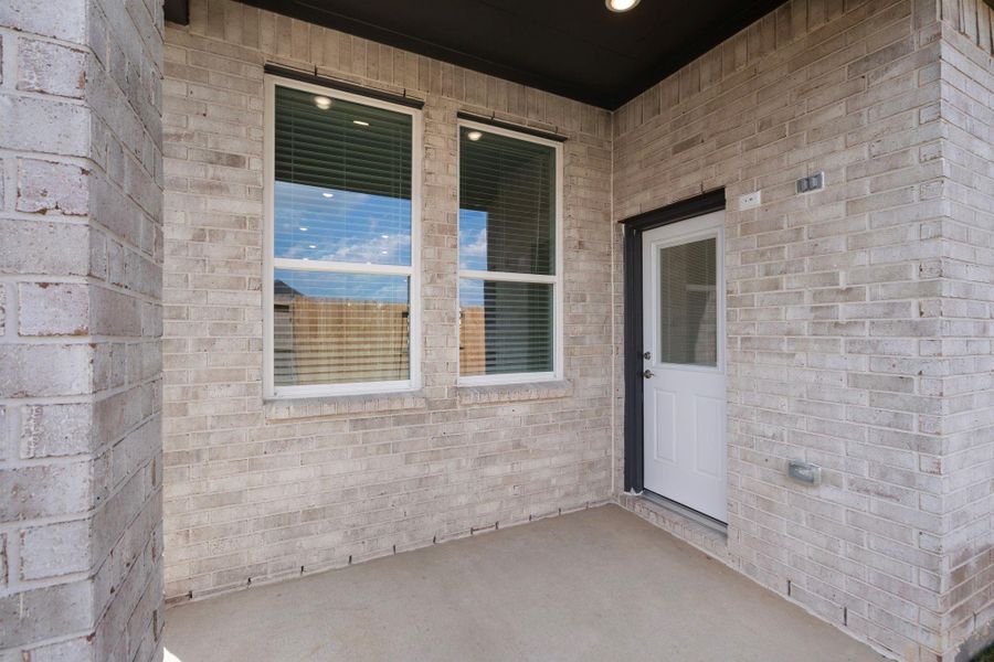 Exterior details and patio area of a home in Jordan Ranch, Fulshear (Image 2). Exterior details and patio area of a home in Jordan Ranch, Fulshear (Image 2).