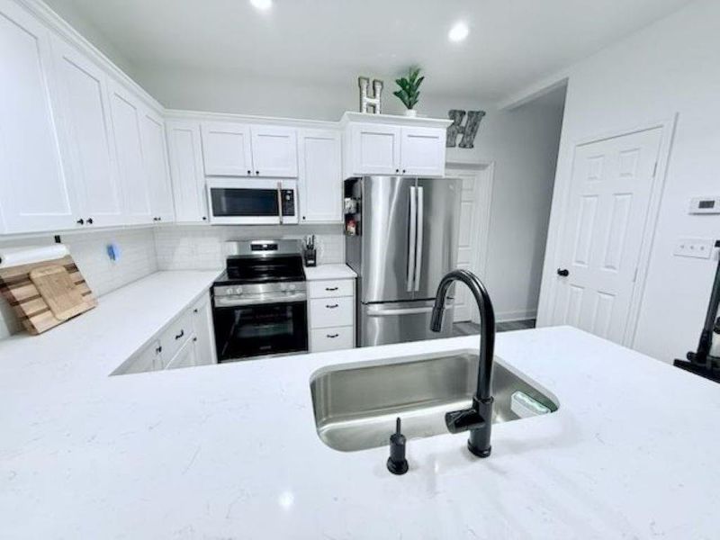 Furnished interior view inside a new home in , Brenham (Image 5).