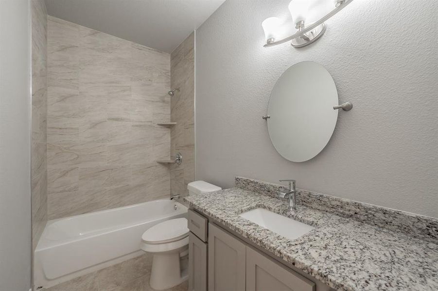 Furnished interior view inside a new home in , Fort Worth (Image 8).