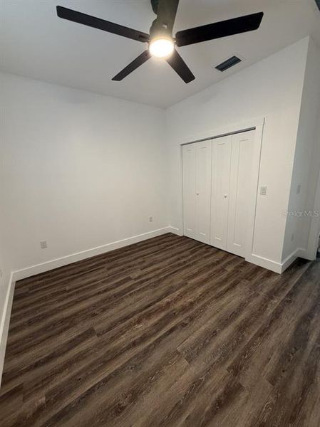 Spacious, unfurnished interior of a new home in , Okeechobee (Image 18).