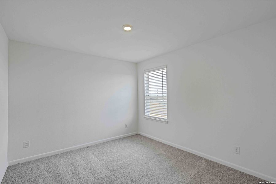 Spacious, unfurnished interior of a new home in , San Antonio (Image 16).