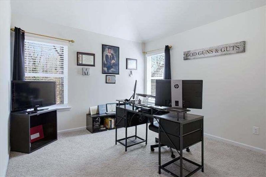 Furnished interior view inside a new home in Tell River, Atlanta (Image 17). Furnished interior view inside a new home in Tell River, Atlanta (Image 17).